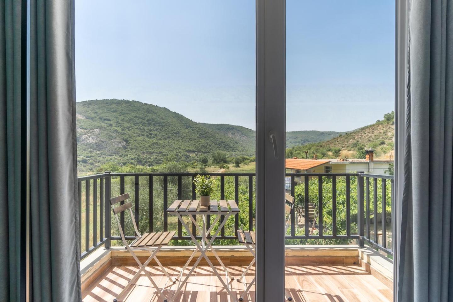 Villa Bujtina Lumo & Pool Përmet Exterior foto